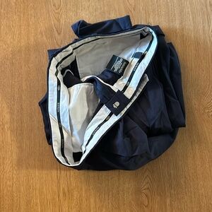 Like-New Condition blue 36x32 Izod Savane Dress pants